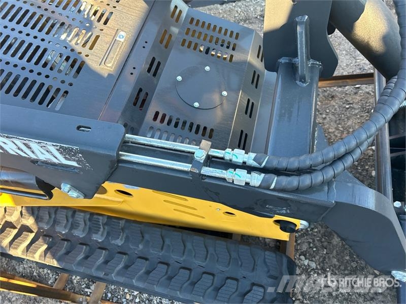 AGT KKT(A)27 Compact Track Loader (Unused) Lietoti riteņu kompaktiekrāvēji