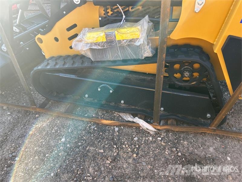 AGT KKT(A)27 Mini Compact Track Loader (Unused) Minilæsser - skridstyret