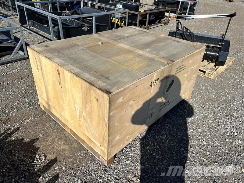 AGT M-AB Mini Skid Steer Broom (Unused) 브러쉬