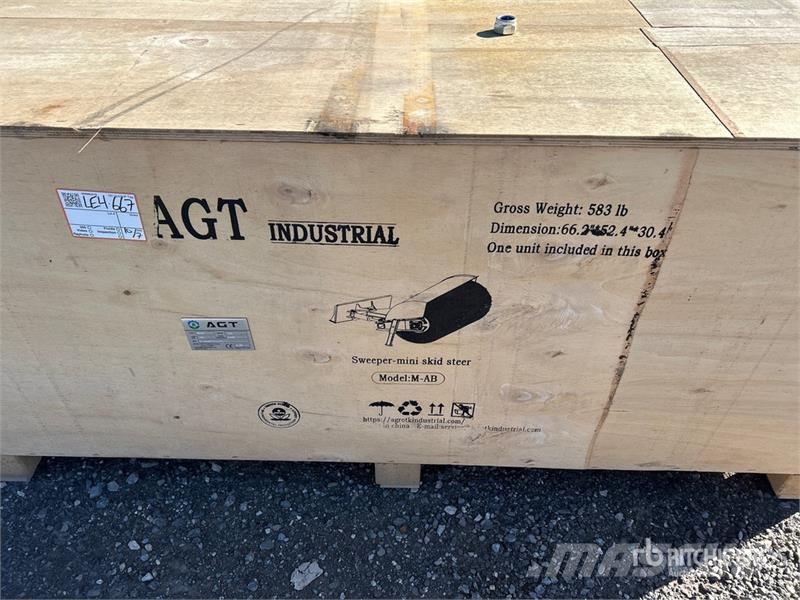 AGT M-AB Mini Skid Steer Broom (Unused) 브러쉬