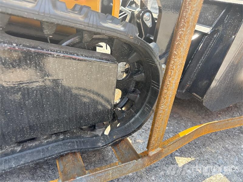 AGT MX-MRT14 Mini Compact Track Loader (Unused) Skid steer loaders