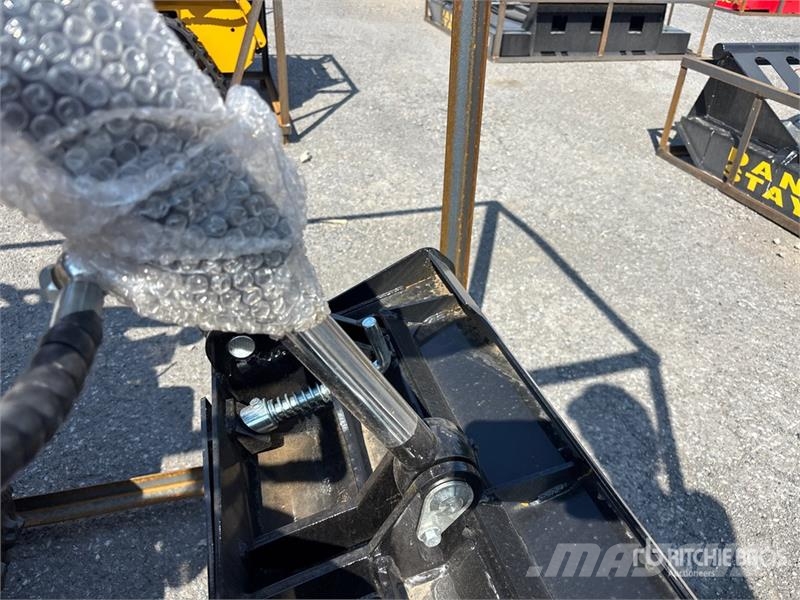 AGT MX-MRT14 Mini Compact Track Loader (Unused) Skid steer loaders