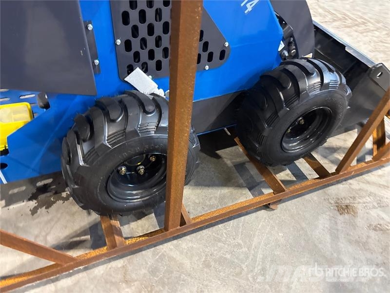 AGT MX-MRW14 Mini Skid Steer Loader (Unused) Skid steer mini utovarivači