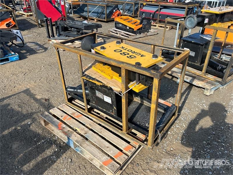 AGT PD680-PZ Skid Steer Post Driver (Unused) Piirdeaia varustus