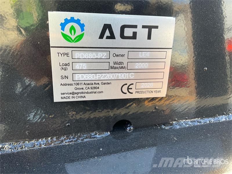 AGT PD680-PZ Skid Steer Post Driver (Unused) Zäune und Zubehör