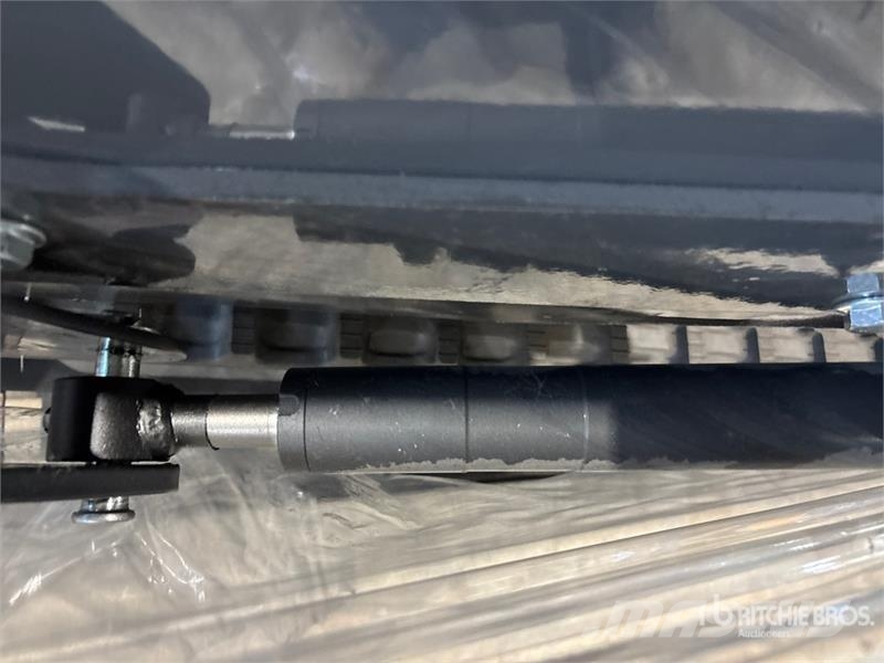 AGT QHT500FL Stand-On Self-Loading (Unused) مكونات أخرى
