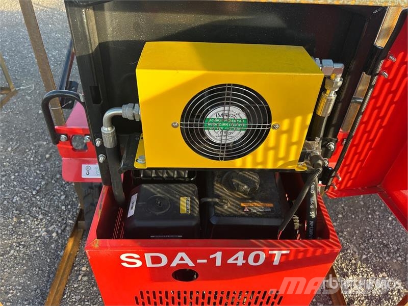 AGT SDA140T Compact Track Loader (Unused) Kompaktlader
