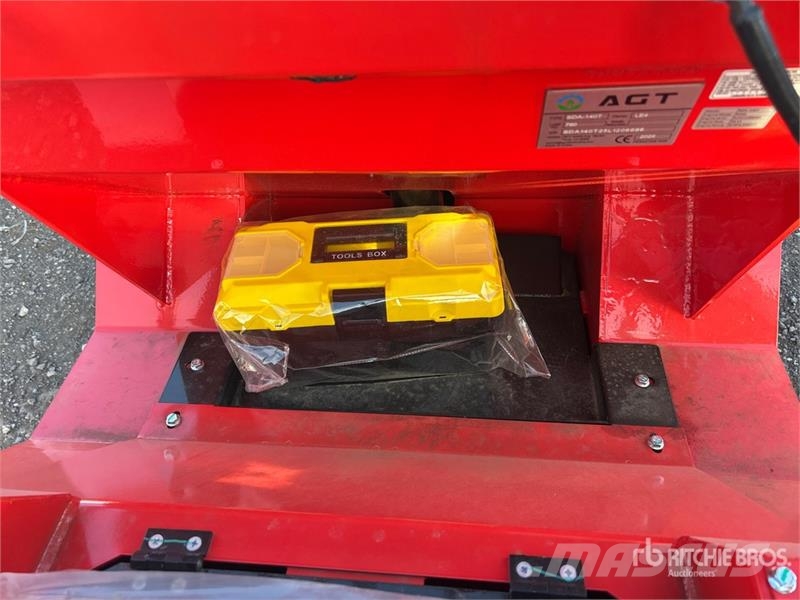 AGT SDA140T Mini Compact Track Loader (Unused) Kompaktlaadurid