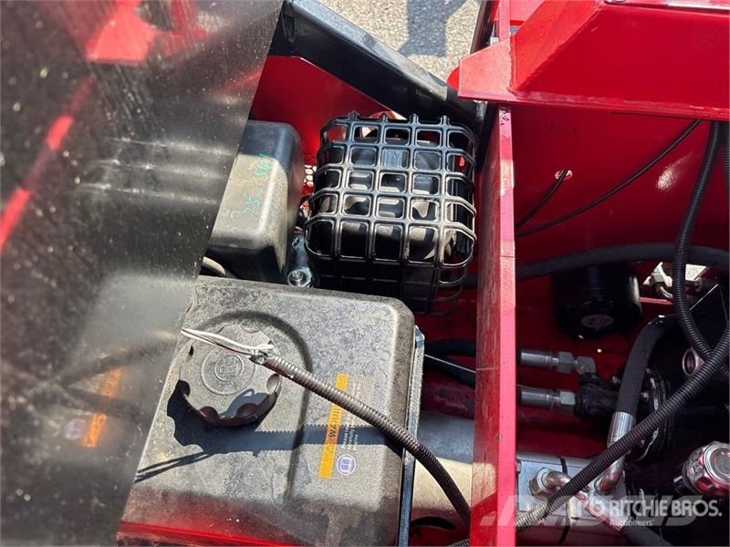 AGT SDA140T Mini Compact Track Loader (Unused) Skid steer loaders