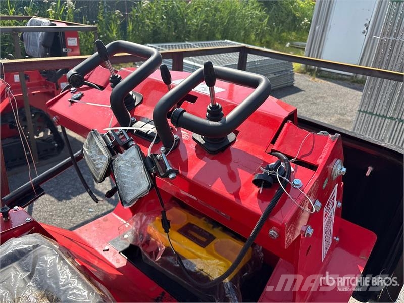 AGT SDA140T Mini Compact Track Loader (Unused) Skid steer loaders
