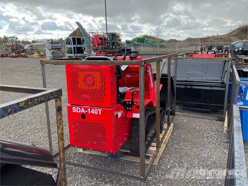AGT SDA140T Mini Compact Track Loader (Unused) Minicargadoras
