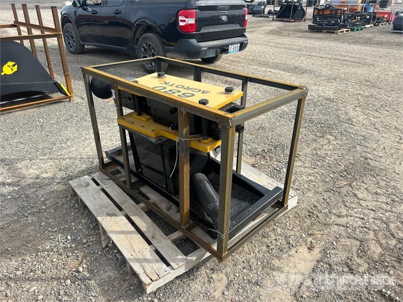 AGT Skid Steer Post Driver (Unused) Oprema za ograje