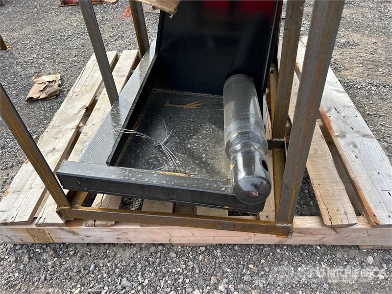 AGT Skid Steer Post Driver Oprema za ograje