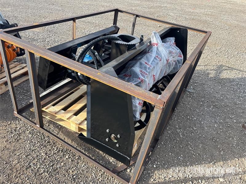 AGT SSSNB60 68 in Skid Steer Snowblower (Unused) قاذفات الجليد