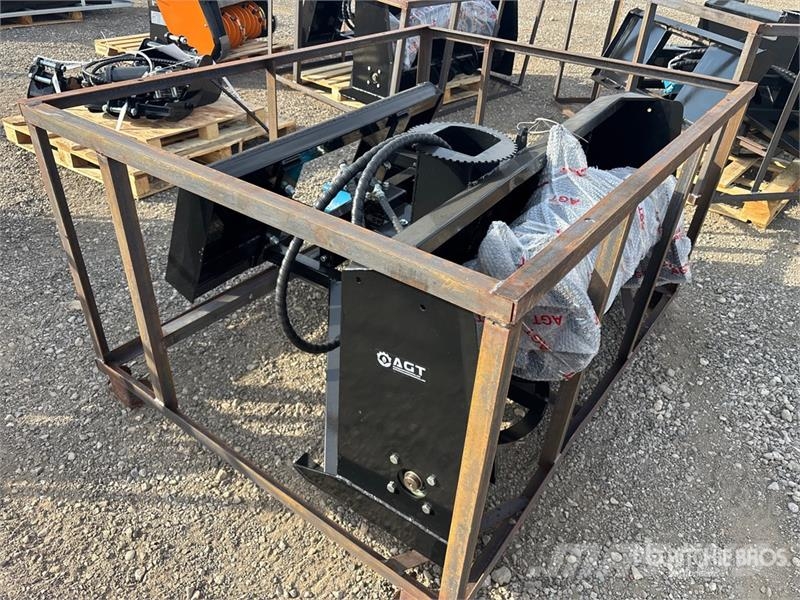 AGT SSSNB60 68 in Skid Steer Snowblower (Unused) قاذفات الجليد