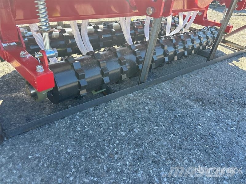 AGT STSD10 3-Point & Skid Steer Seeder (Unused) Mechanické sejačky