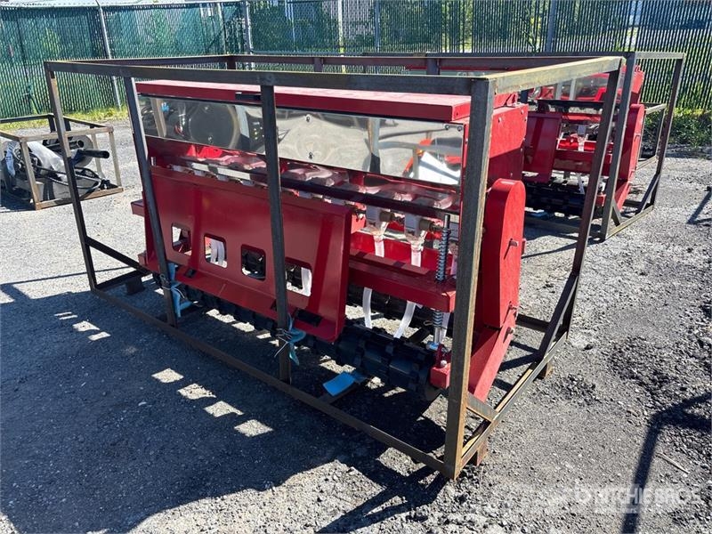 AGT STSD10 3-Point & Skid Steer Seeder (Unused) Mechanické sejačky