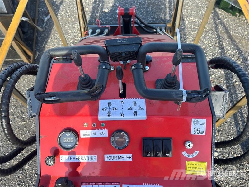 AGT YSRT14 Skid steer loaders
