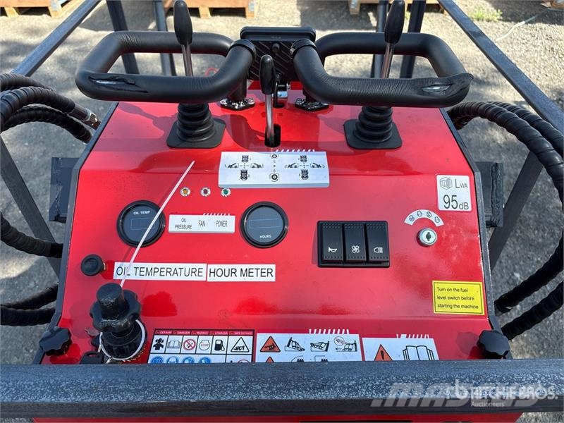 AGT YSRT14 Skid steer loderler