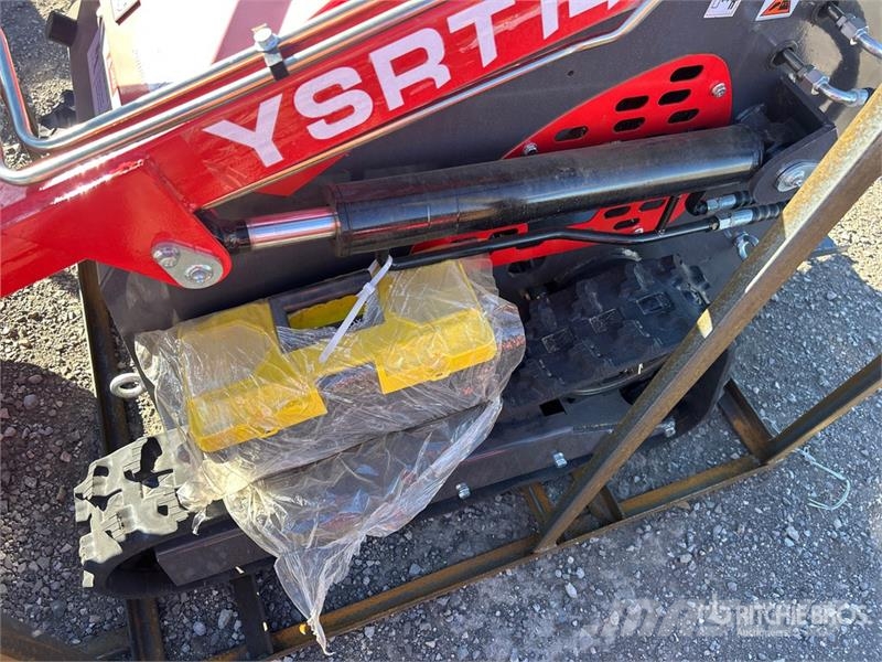 AGT YSRT14 Skid steer loaders