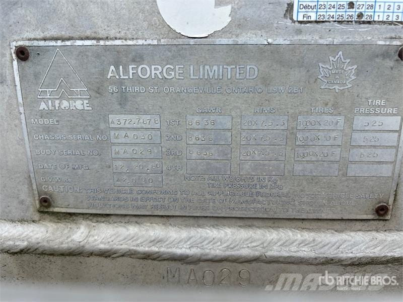 Alfo HIC 37 ft Tri/A Tri/A End Dump Trailer Reboques basculantes