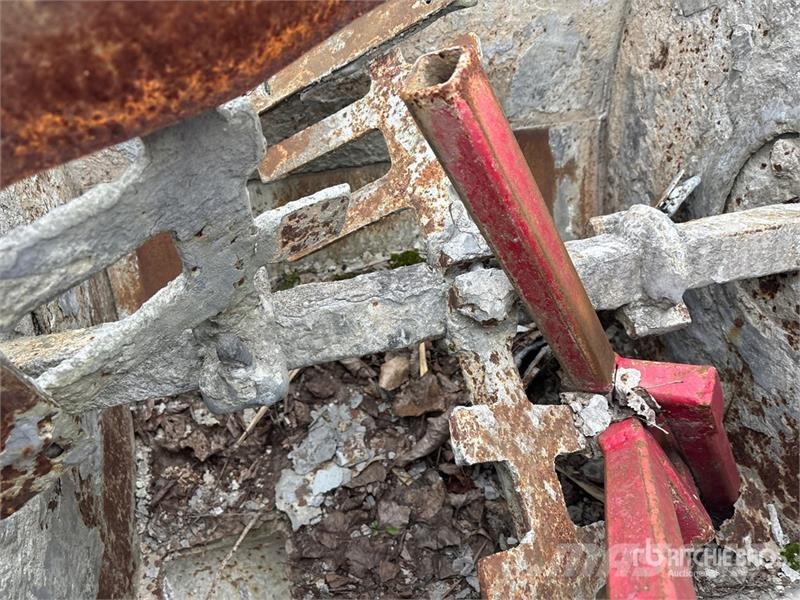Allen R900 Concrete Spreader 其他
