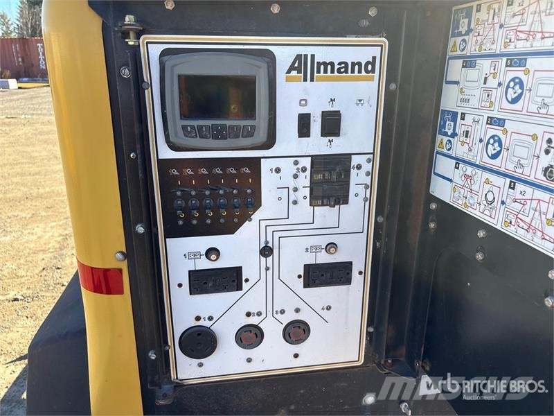 Allmand Maxi-Lite II أبراج خفيفة