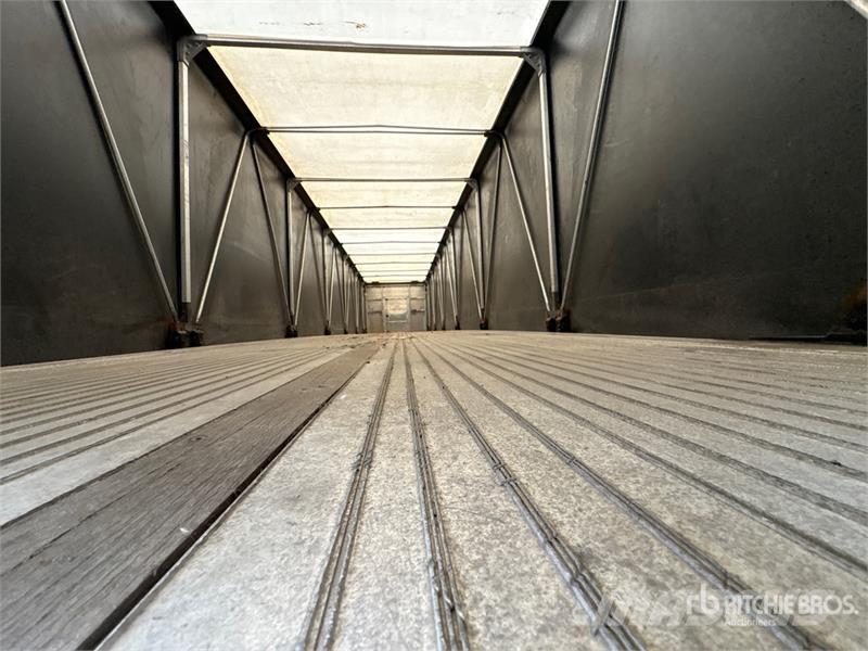 Alutrec 48 ft T/A Curtain Side Trailer Schuifzeilopbouw