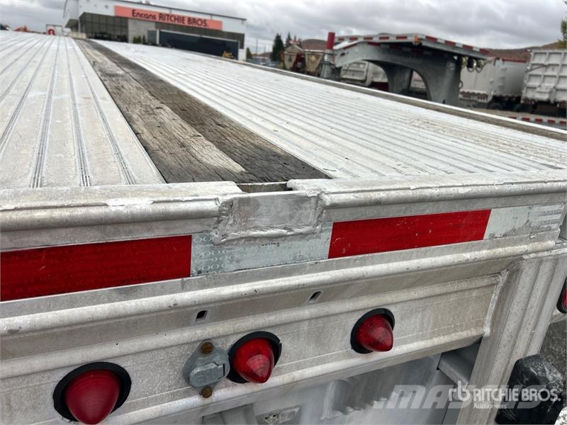 Alutrec 50 ft T/A Flatbed Trailer Прицепы-платформы/боковая разгрузка