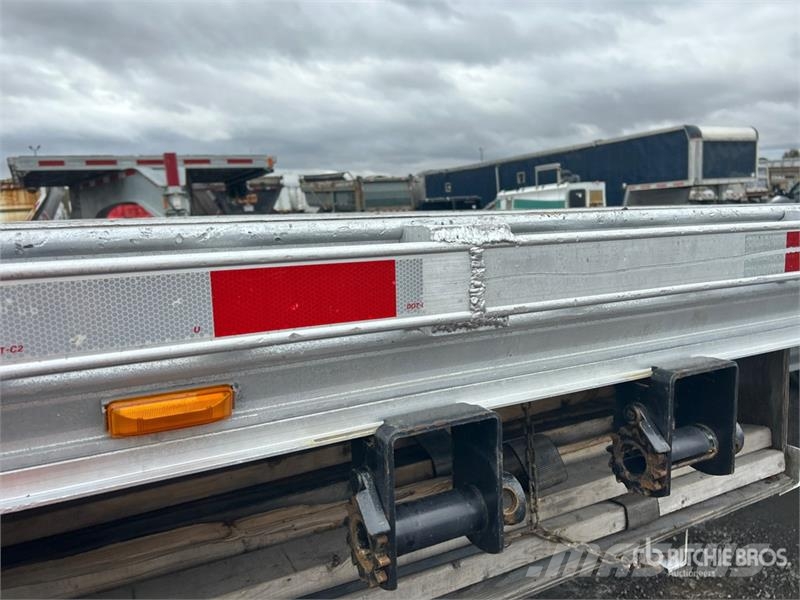 Alutrec 50 ft T/A Flatbed Trailer Прицепы-платформы/боковая разгрузка