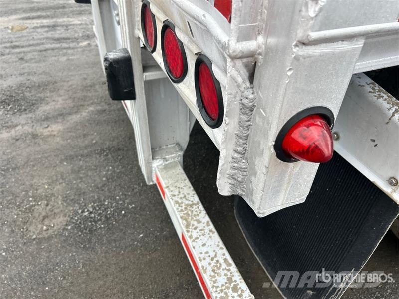 Alutrec 50 ft T/A Flatbed Trailer Прицепы-платформы/боковая разгрузка