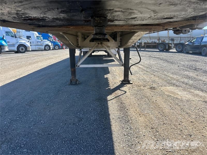 Alutrec 52 ft T/A Flatbed Trailer Planhengere