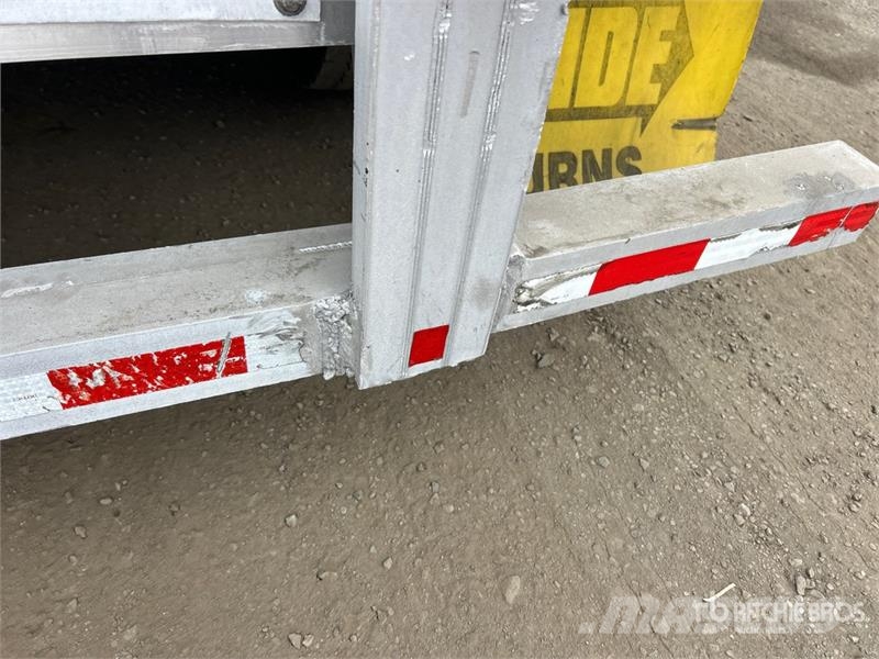 Alutrec 52 ft T/A Flatbed Trailer Prikolice platforme/otvoreni sanduk