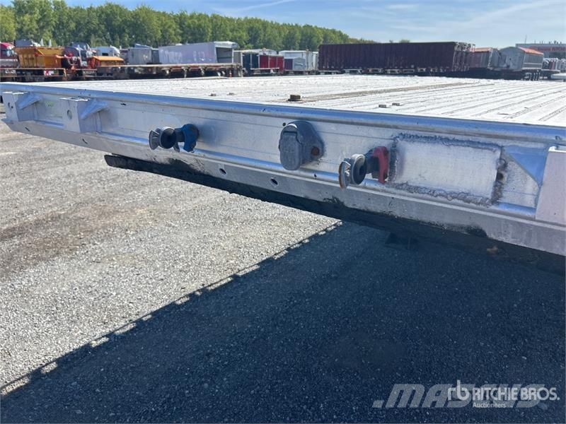 Alutrec 53 ft T/A Step Deck Trailer Mažų aukščių krautuvai