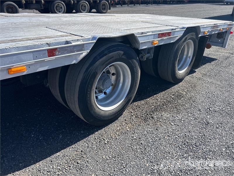 Alutrec 53 ft T/A Step Deck Trailer Mažų aukščių krautuvai