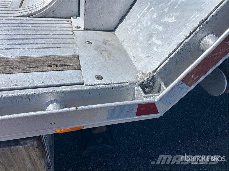 Alutrec 53 ft T/A Step Deck Trailer Mažų aukščių krautuvai