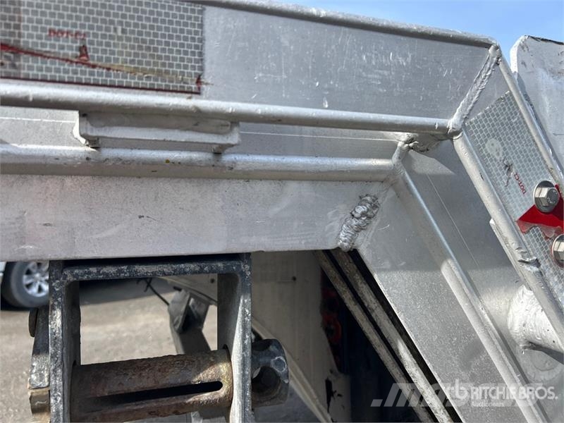 Alutrec 53 ft T/A Step Deck Trailer Низькорамні причепи