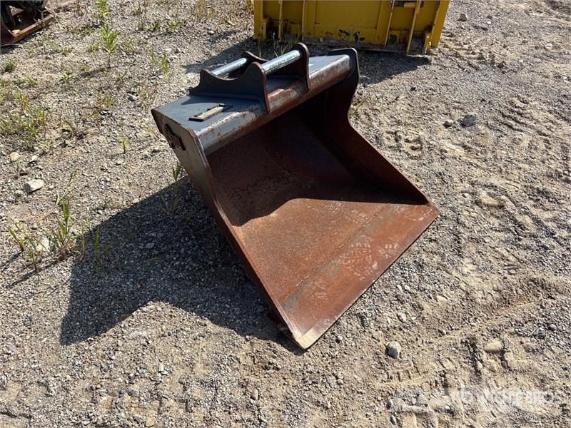 AMC 31 in Q/C Cleanup Excavator Bucket Cucharones