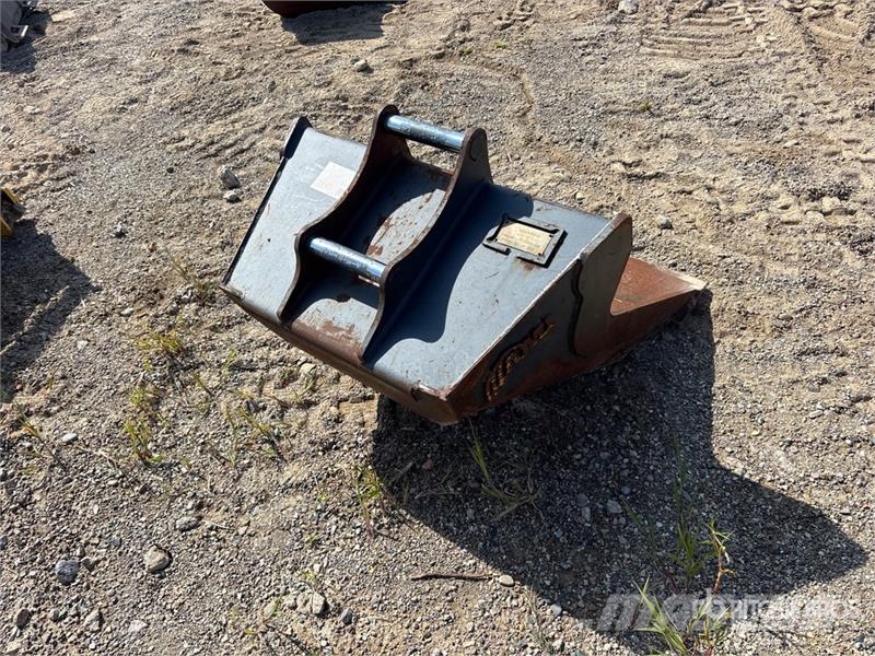 AMC 31 in Q/C Cleanup Excavator Bucket Cucharones