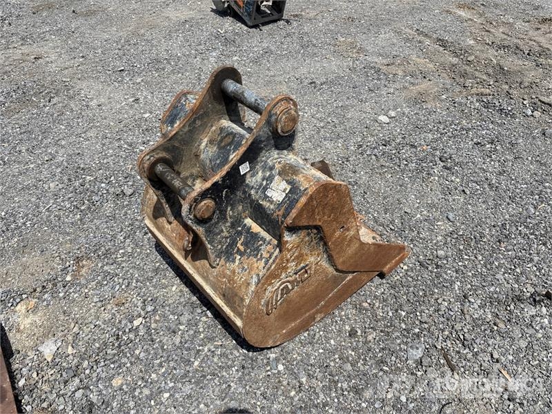 AMI 29 in Cleanup Excavator Bucket Kašike / Korpe