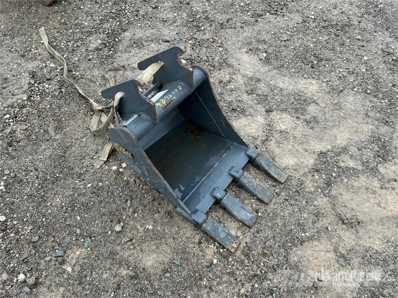 AMI HD0306E16 16 in Q/C Digging Excavator Bucket - Fit Žlice