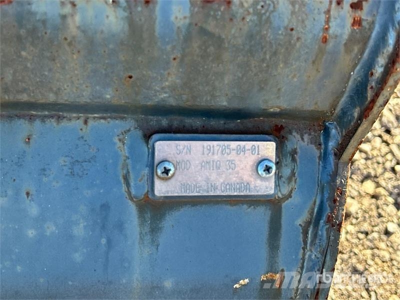 AMI O35 36 in Q/C Cleanup Excavator Bucket バケット