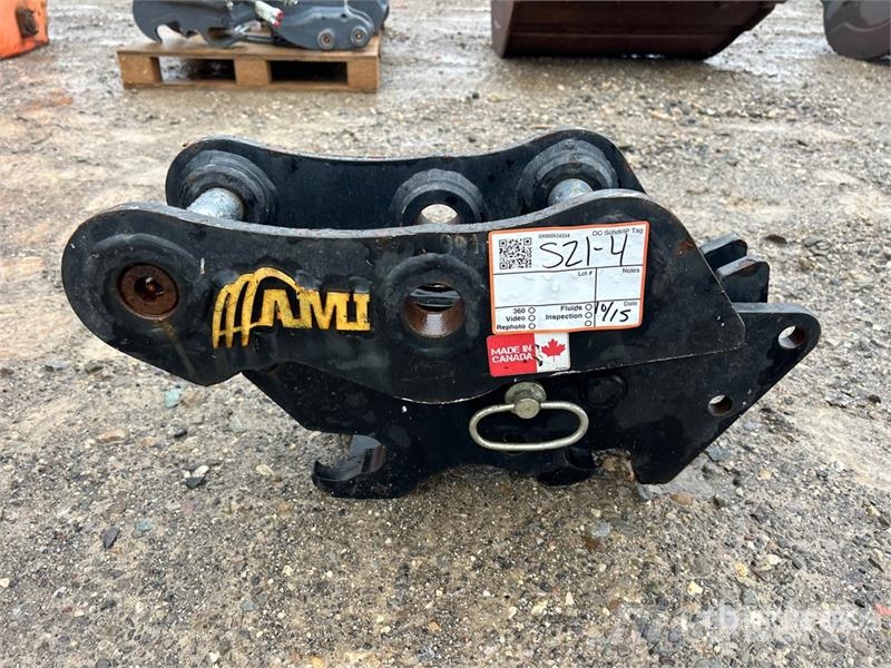 AMI QT0610PG Excavator Coupler - Fits Takeuchi TB240 Ātrie savienotāji