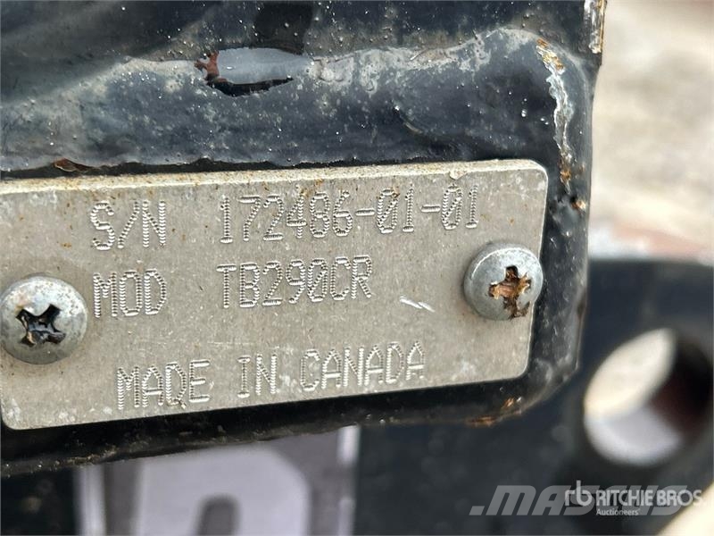 AMI QT1012PG Excavator Coupler - Fits Takeuchi TB260 Ātrie savienotāji
