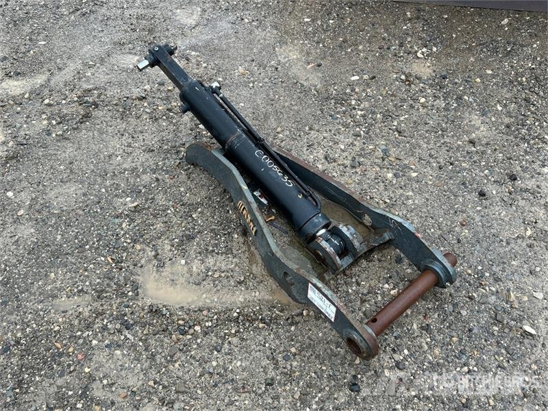 AMI TH2433HSP4T Excavator Thumb دلاء