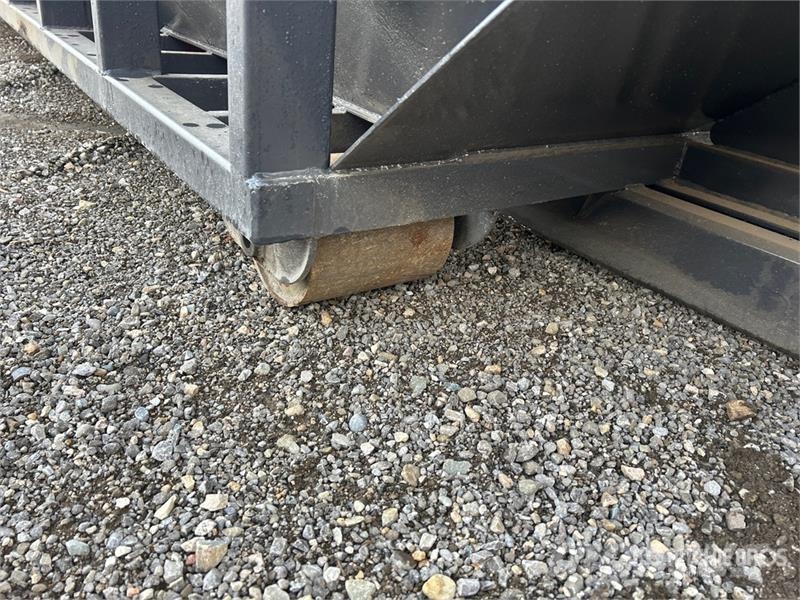  AMM 27 ft - 47 yd Roll-Off Container (Unused) Spezialcontainer