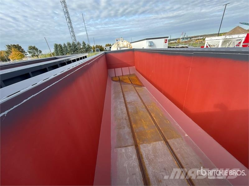  AMM 27 ft - 47 yd Roll-Off Container (Unused) حاويات خاصة