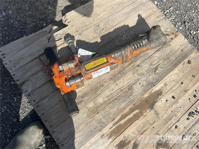  APT Ap-5235 Pneumatic Demolition Breaker Meißelgrubber