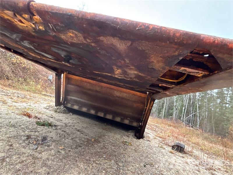 Arnes Tri/A Folding Neck Trailer Reboques carga baixa