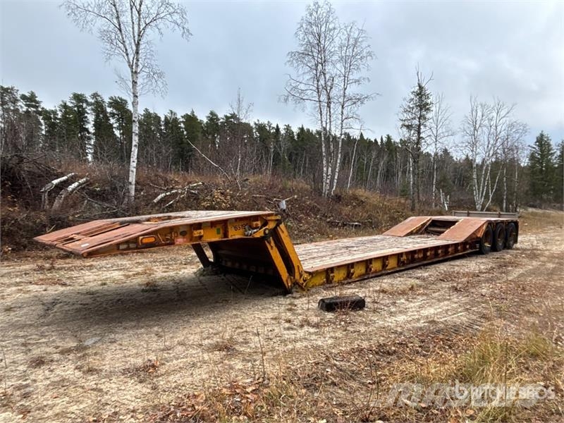 Arnes Tri/A Scissor Lowboy Trailer Góndola de cama rebajada
